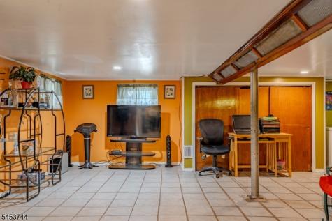 45 Morse Avenue East Orange NJ 07017