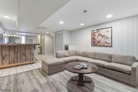 39 Meadowbrook Road Randolph NJ 07869