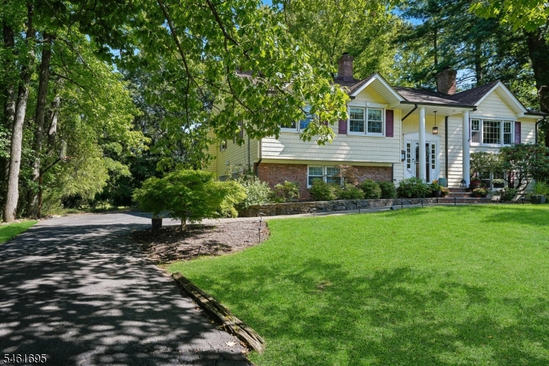 302 Woods End Road Westfield NJ 07090