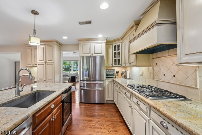 302 Woods End Road Westfield NJ 07090