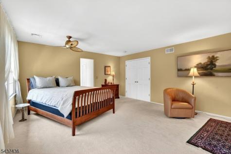 905 Kip Lane Branchburg NJ 08853