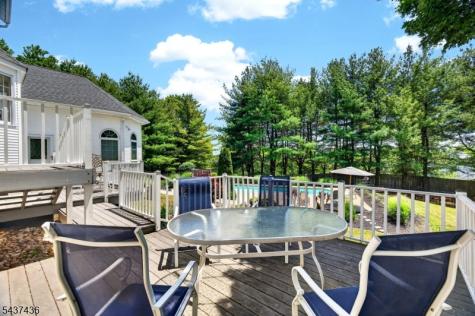 905 Kip Lane Branchburg NJ 08853