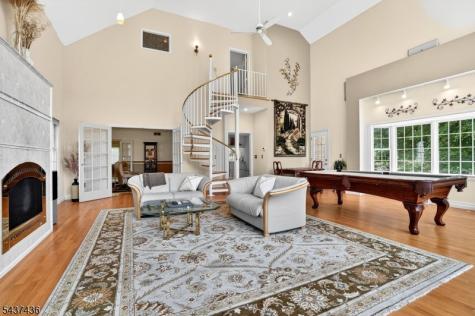 905 Kip Lane Branchburg NJ 08853