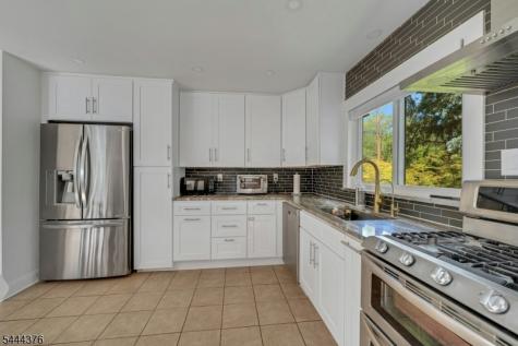 812 Sterling Street Plainfield NJ 07062