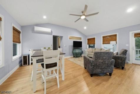 202 Colonial Avenue Saddle Brook NJ 07663