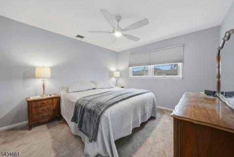 202 Colonial Avenue Saddle Brook NJ 07663