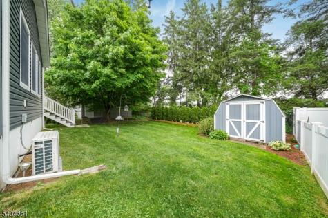 202 Colonial Avenue Saddle Brook NJ 07663