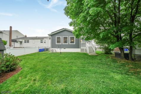 202 Colonial Avenue Saddle Brook NJ 07663