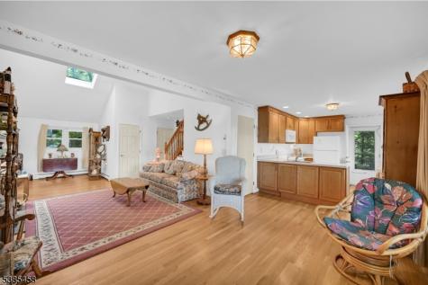 2006 Lakeside Drive Vernon NJ 07422