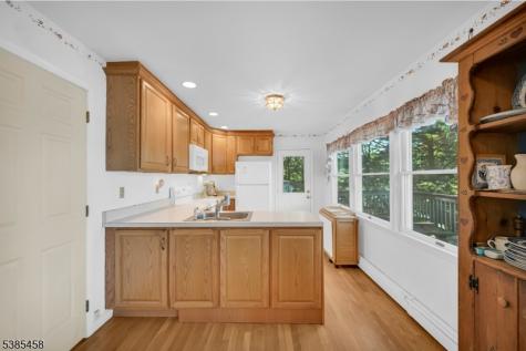 2006 Lakeside Drive Vernon NJ 07422