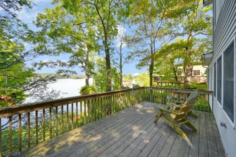 2006 Lakeside Drive Vernon NJ 07422