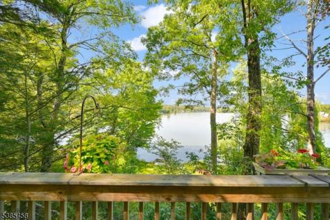 2006 Lakeside Drive Vernon NJ 07422