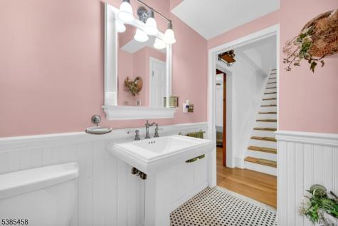 2006 Lakeside Drive Vernon NJ 07422