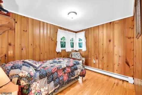 2006 Lakeside Drive Vernon NJ 07422