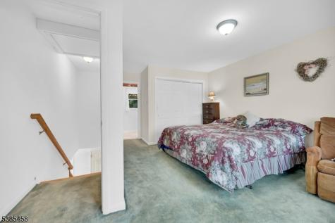 2006 Lakeside Drive Vernon NJ 07422