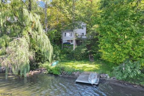 2006 Lakeside Drive Vernon NJ 07422