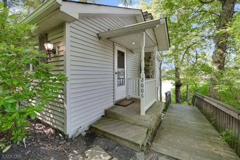 2006 Lakeside Drive Vernon NJ 07422