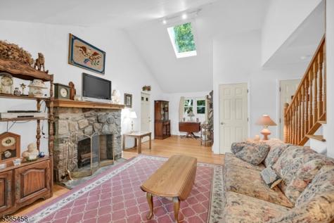 2006 Lakeside Drive Vernon NJ 07422