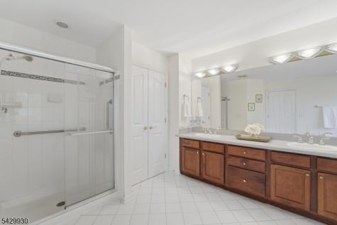 33 Scheurman Terrace Green Brook NJ 07059