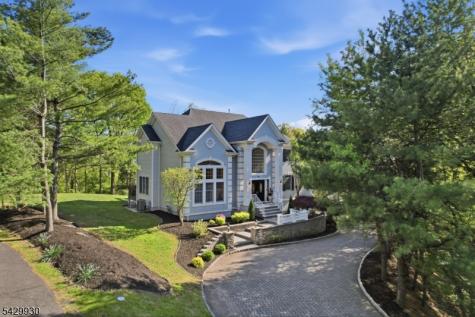 33 Scheurman Terrace Green Brook NJ 07059