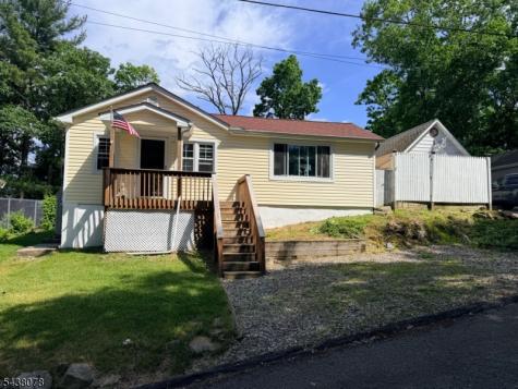 3 Adams Trail Hopatcong NJ 07843