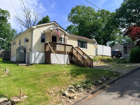 3 Adams Trail Hopatcong NJ 07843