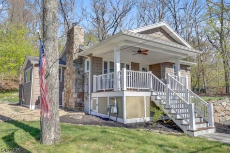 1 Pathfinder Trail Jefferson NJ 07885