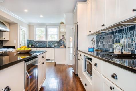90 Gates Avenue Montclair NJ 07042