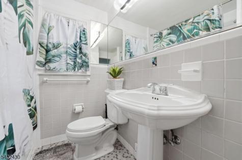 35 Deerfield Drive West Orange NJ 07052