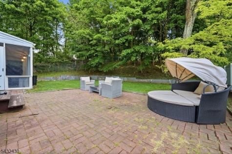 35 Deerfield Drive West Orange NJ 07052