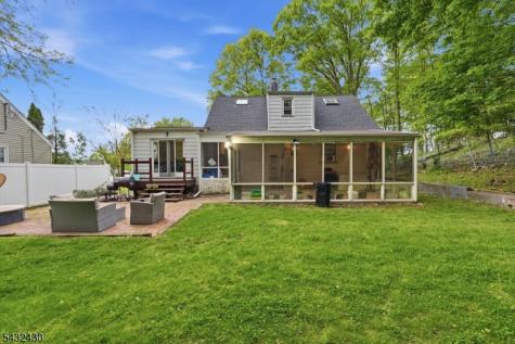 35 Deerfield Drive West Orange NJ 07052