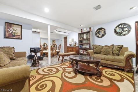 35 Deerfield Drive West Orange NJ 07052