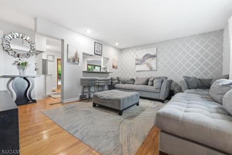35 Deerfield Drive West Orange NJ 07052