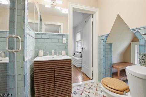 18 Burroughs Way Maplewood NJ 07040