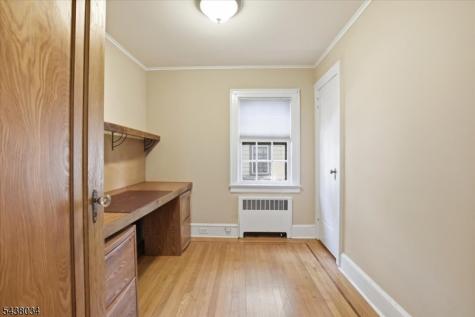 18 Burroughs Way Maplewood NJ 07040