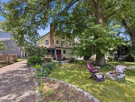 18 Burroughs Way Maplewood NJ 07040