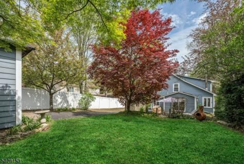 484 Pulis Avenue Franklin Lakes NJ 07417