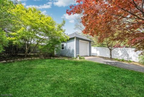 484 Pulis Avenue Franklin Lakes NJ 07417