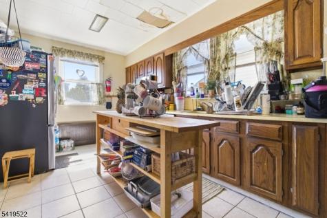 2044 High Street Union NJ 07083