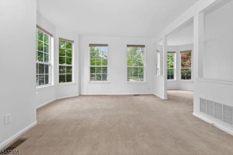 19 Cummington Lane Raritan NJ 08822
