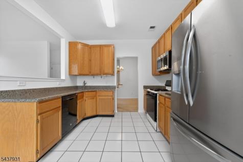 19 Cummington Lane Raritan NJ 08822