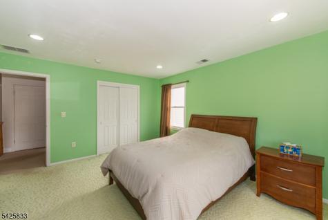 17 Nicole Lane Parsippany-troy Hills NJ 07054