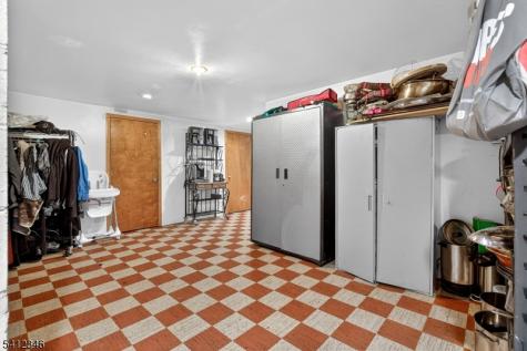 6 E 2nd Street Woodbridge NJ 07064