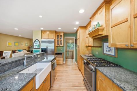 38 W Main Street Mendham NJ 07945