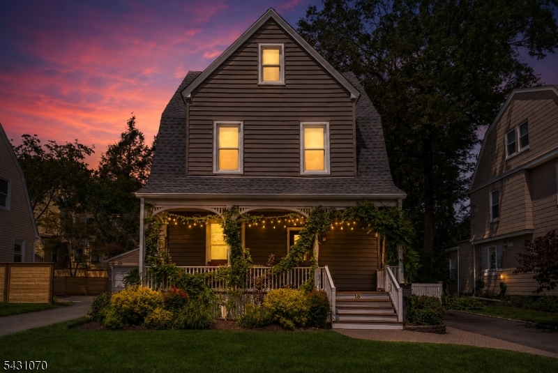 18 Gardiner Place Montclair NJ 07042