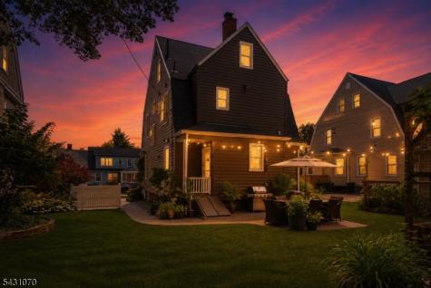 18 Gardiner Place Montclair NJ 07042