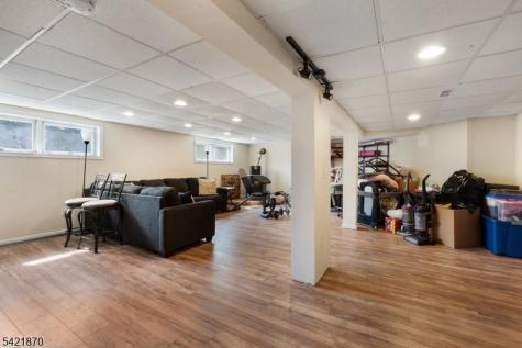 2 Christine Road Independence NJ 07840