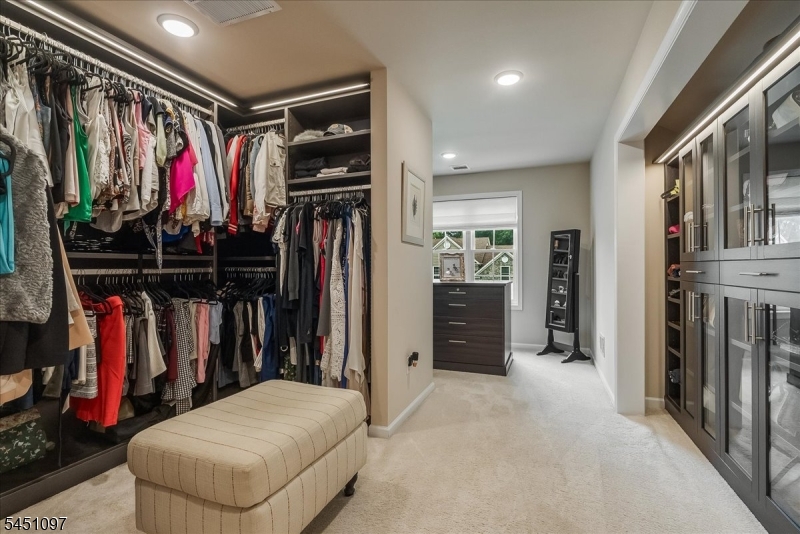 6 Jared Place Mount Olive NJ 07828