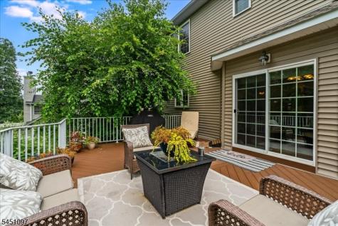 6 Jared Place Mount Olive NJ 07828
