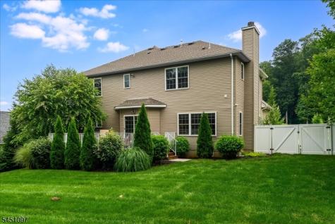 6 Jared Place Mount Olive NJ 07828